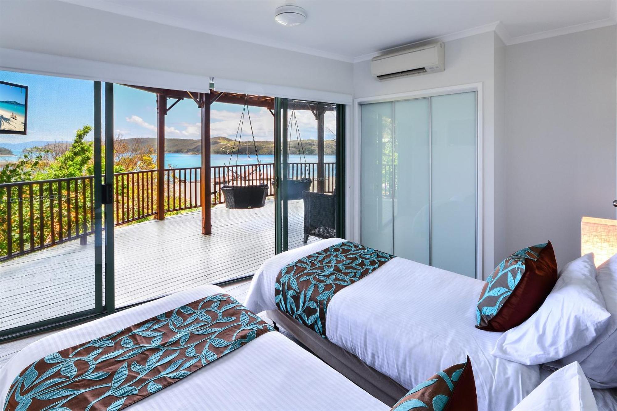 Casuarina Cove Apartments Isla Hamilton Habitación foto